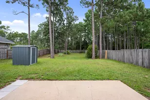 9410 Pine Lilly Ct, Navarre, FL 32566 - Photo 37