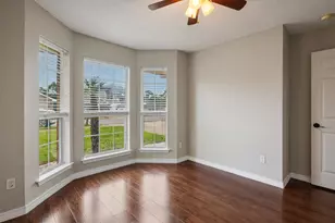 9410 Pine Lilly Ct, Navarre, FL 32566 - Photo 9