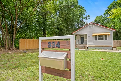 334 E Chestnut Avenue, Crestview, FL 32539 - Photo 1