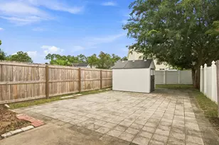 1855 Whispering Oaks Ln, Fort Walton Beach, FL 32547 - Photo 5