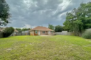 519 E Timberlake Dr, Mary Esther, FL 32569 - Photo 29