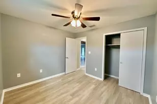 519 E Timberlake Dr, Mary Esther, FL 32569 - Photo 23