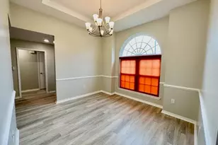 519 E Timberlake Dr, Mary Esther, FL 32569 - Photo 5