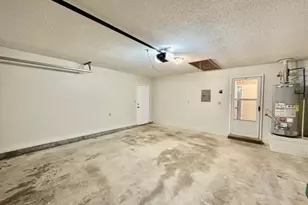 519 E Timberlake Dr, Mary Esther, FL 32569 - Photo 13