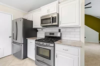 1055 Emerald Lane, Fort Walton Beach, FL 32547 - Photo 13