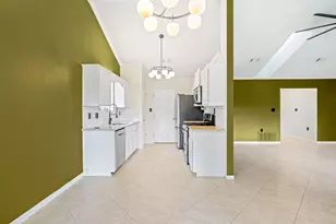 1055 Emerald Ln, Fort Walton Beach, FL 32547 - Photo 7