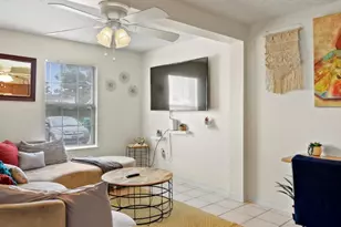 1801 Pointed Leaf Ln, Fort Walton Beach, FL 32547 - Photo 3