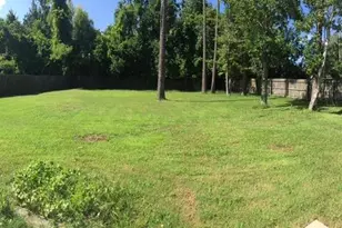 4266 Lancaster Dr, Niceville, FL 32578 - Photo 9