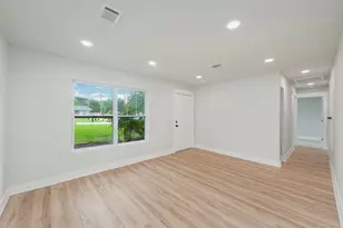 51 6th St, Shalimar, FL 32579 - Photo 9