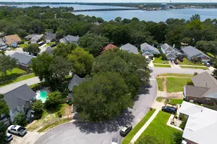 2586 Dana Ct, Shalimar, FL 32579 - Photo 35