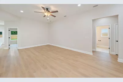 703A Brock Avenue, Crestview, FL 32539 - Photo 7