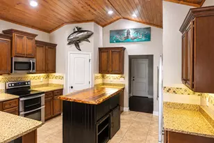 5528 Frontier Dr, Crestview, FL 32536 - Photo 9
