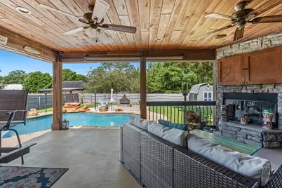 2125 Vizcaya Drive, Navarre, FL 32566 - Photo 1