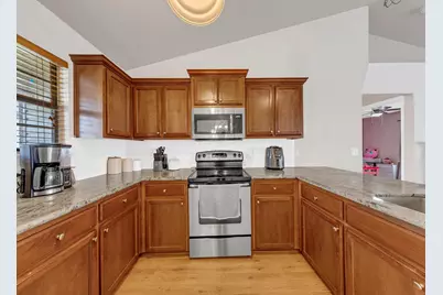 131 Bronze Circle, Crestview, FL 32539 - Photo 5