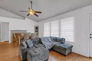 131 Bronze Cir, Crestview, FL 32539 - Photo 11
