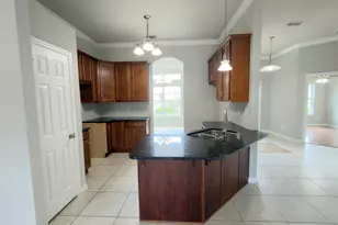 314 Friar Tuck Rd, Mary Esther, FL 32569 - Photo 5