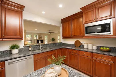 1695 Parkside Circle, Niceville, FL 32578 - Photo 9