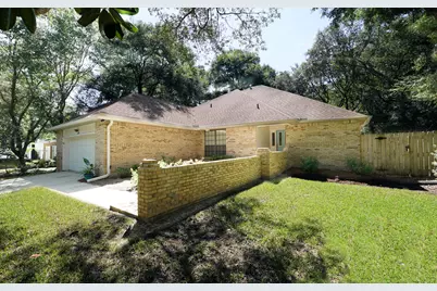 1695 Parkside Circle, Niceville, FL 32578 - Photo 5
