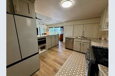 209 SE Hood Avenue, Fort Walton Beach, FL 32548 - Photo 9