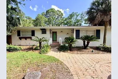 209 SE Hood Avenue, Fort Walton Beach, FL 32548 - Photo 1