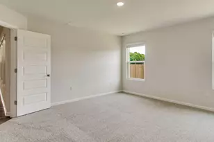 5737 Dearing St, Crestview, FL 32539 - Photo 15
