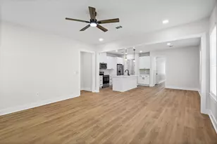308 B Okaloosa Ave, Valparaiso, FL 32580 - Photo 15