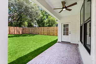 308 B Okaloosa Ave, Valparaiso, FL 32580 - Photo 39