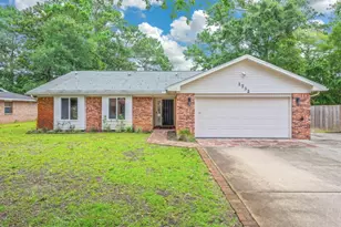 1733 Bayshore Dr, Niceville, FL 32578 - Photo 1