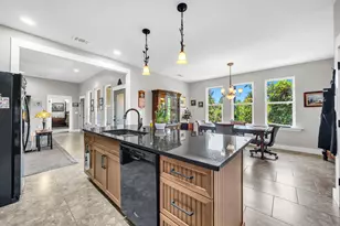 233 Gracie Ln, Niceville, FL 32578 - Photo 11