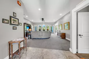 233 Gracie Ln, Niceville, FL 32578 - Photo 5