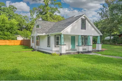 198 E 1st Avenue #B, Crestview, FL 32536 - Photo 1