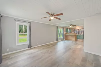 198 E 1st Avenue #B, Crestview, FL 32536 - Photo 5