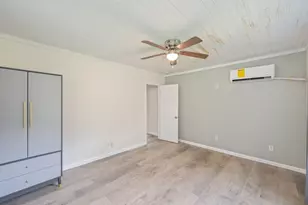 198 E 1st Ave, Crestview, FL 32536 - Photo 19