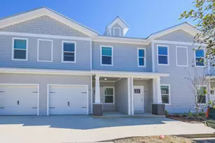 328 Date Palm Ln, Freeport, FL 32439 - Photo 1