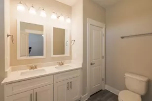 328 Date Palm Ln, Freeport, FL 32439 - Photo 21