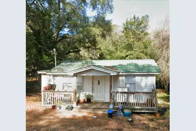 140 Sanders Avenue, Crestview, FL 32539 - Photo 1