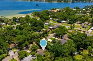 226 NE Bradley Dr, Fort Walton Beach, FL 32547 - Photo 1