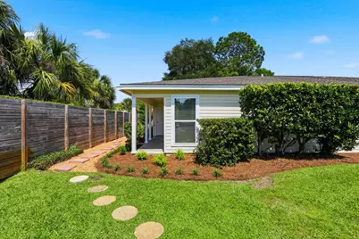 37 E Bradley Street #UNIT 16, Miramar Beach, FL 32550 - Photo 21