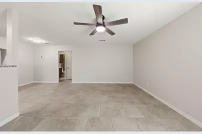 37 E Bradley Street #UNIT 16, Miramar Beach, FL 32550 - Photo 9