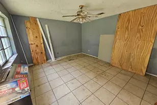 2942 NE 2nd Ave, Crestview, FL 32539 - Photo 3