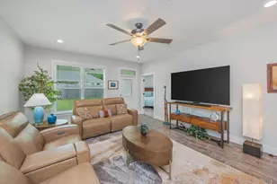 936 Harrelson Dr, Fort Walton Beach, FL 32547 - Photo 15