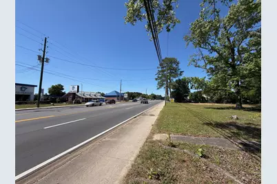 835 U.S. 331, Defuniak Springs, FL 32435 - Photo 11