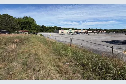 835 U.S. 331, Defuniak Springs, FL 32435 - Photo 3