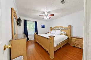 300 Loveland Cir, Pensacola, FL 32526 - Photo 9
