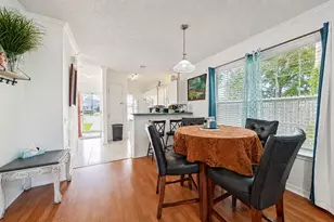300 Loveland Cir, Pensacola, FL 32526 - Photo 7
