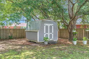 1836 Seahawk Ln, Navarre, FL 32566 - Photo 47