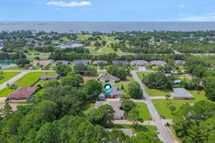 1836 Seahawk Ln, Navarre, FL 32566 - Photo 7