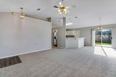 987 John Wayne Circle, Fort Walton Beach, FL 32547 - Photo 5