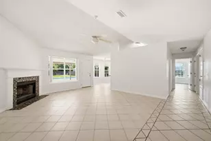 2016 Candlewood Dr, Navarre, FL 32566 - Photo 11