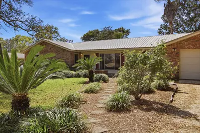 157 Country Club Road, Shalimar, FL 32579 - Photo 3